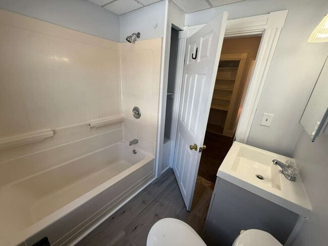 Photo - 66 Main St Unit 2