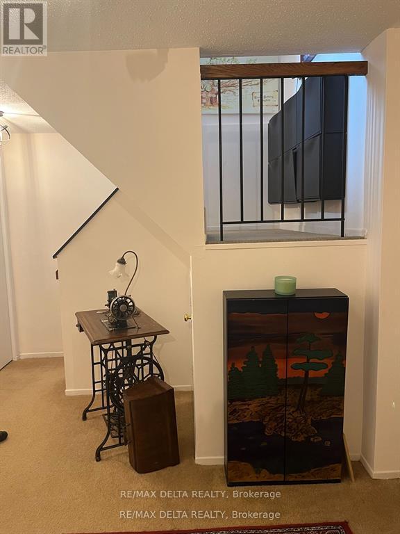 Photo - 1835 Marsala Crescent