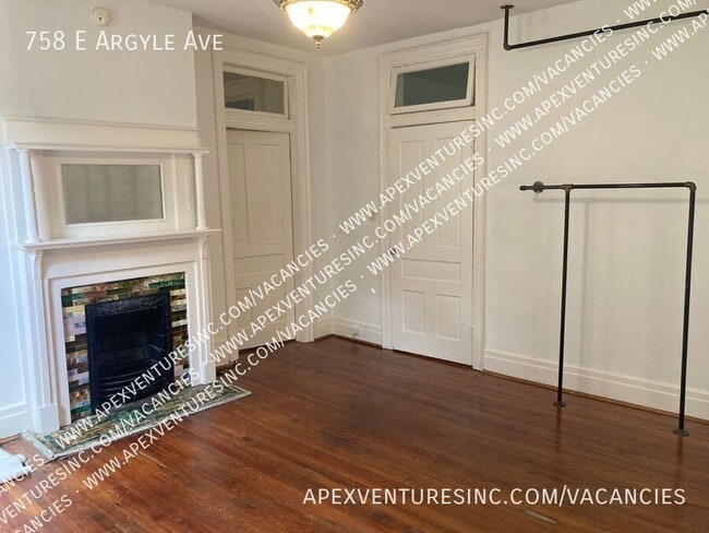 Photo - 758 E Argyle Ave