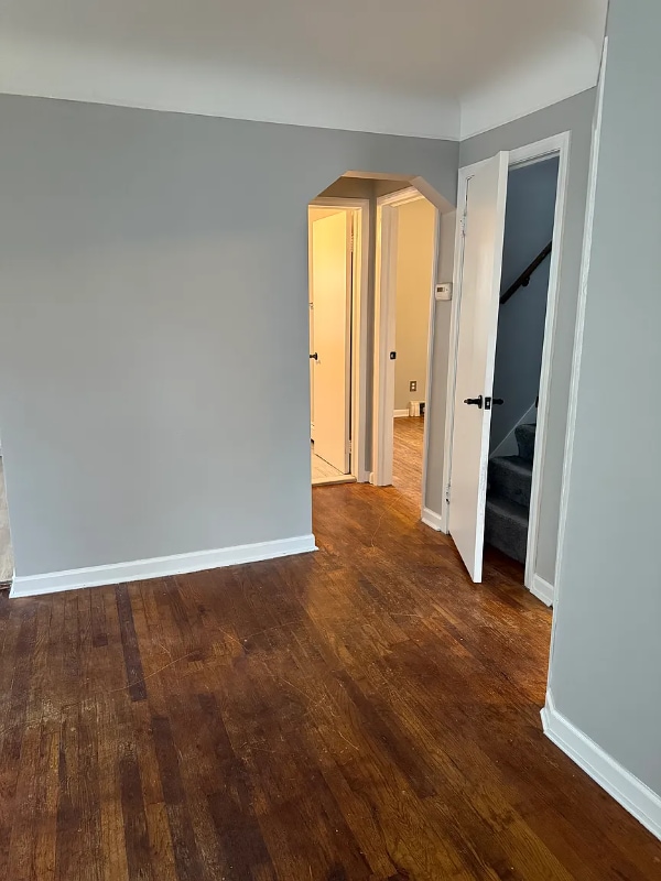 Photo - 28243 Schram St