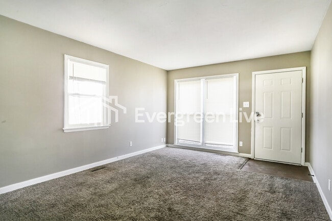 Photo - 1665 Shady Lane Rd