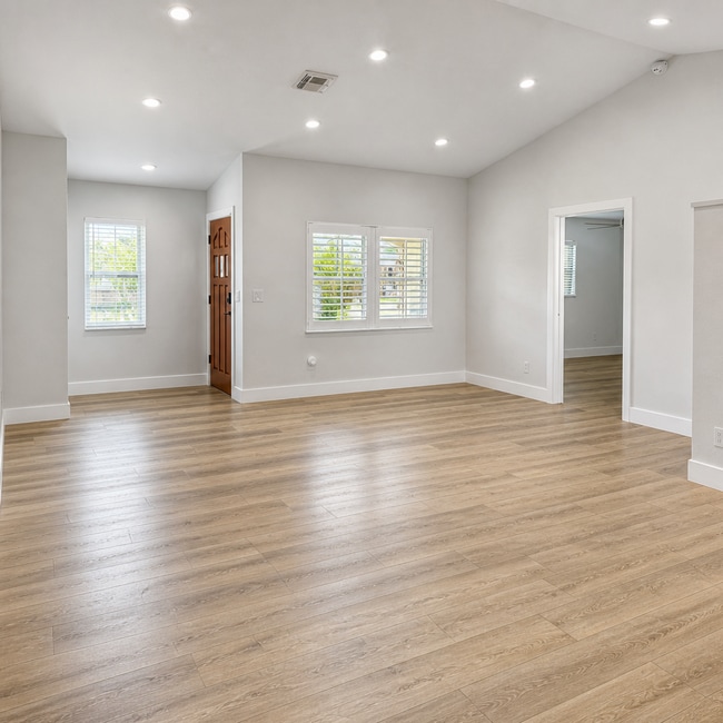 Photo - Updated 2/2/1 Home in Northeast St. Petersburg!