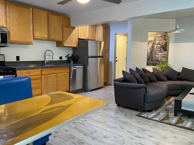Photo - 1043 Sanborn Ave Apartments Unit -