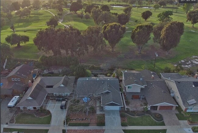 Photo - 16711 Greenview Ln