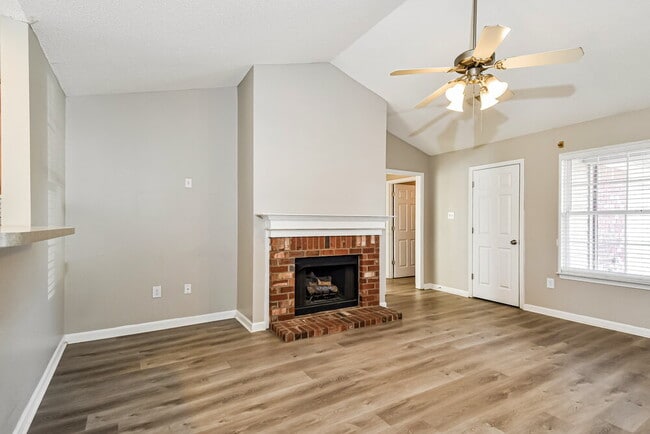 Photo - 764 Northwood West Cove