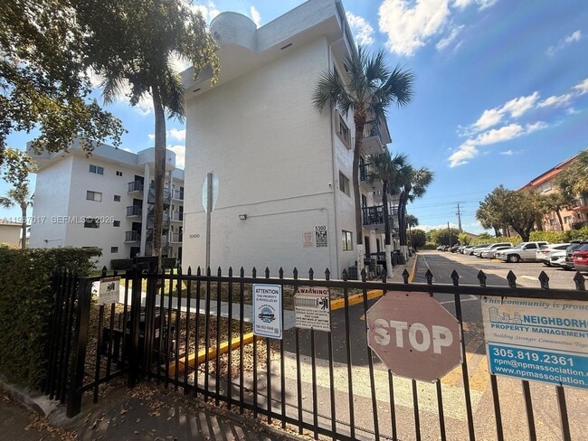 Photo - 5300 W 21st Ct Unit 413