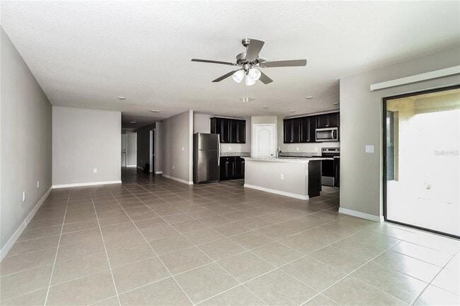 Photo - 163 Violet Ct