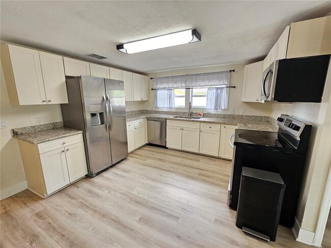 Photo - 2436 Arapaho St