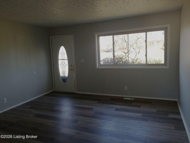 Photo - 9812 Saturn Dr