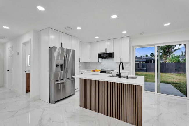 Photo - 4138 SW 48th Ct