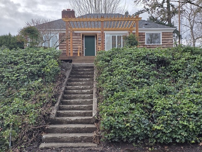 Building Photo - 963 Parkway Dr NW