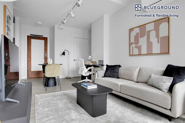 Photo - 330 S Wells St Unidad SI FL16-ID668