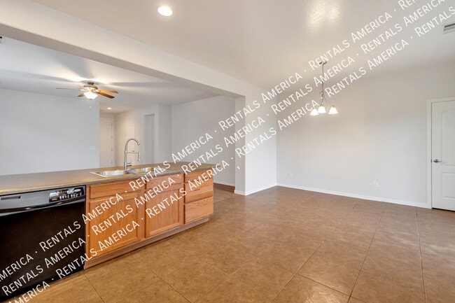 Photo - 1278 W Stephanie Ln