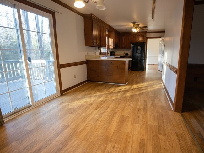 Photo - -- ACT FAST!  HUGE 4 BEDROOM 2.5 BATH GLEN ALLEN HOME --