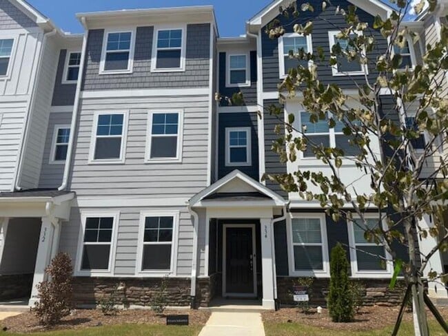 Building Photo - 334 Carolina Spgs Blvd Rental