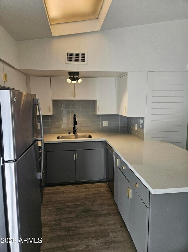 Photo - 2336 N 46th St Unidad 7