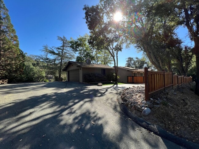 Building Photo - 2626 Mt Diablo Scenic Blvd