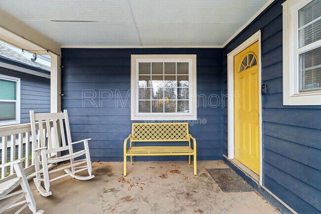 Photo - 160 Ormond St SE