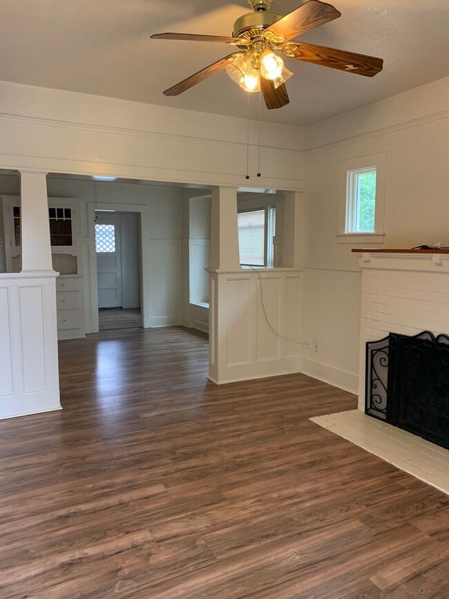 Photo - 2 bed/1 ba cottage - downtown Yuba City area