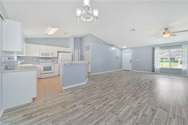 Photo - 3445 NE 8th Pl