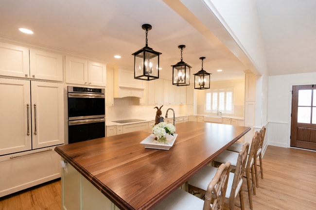Photo - 508 W Harry St