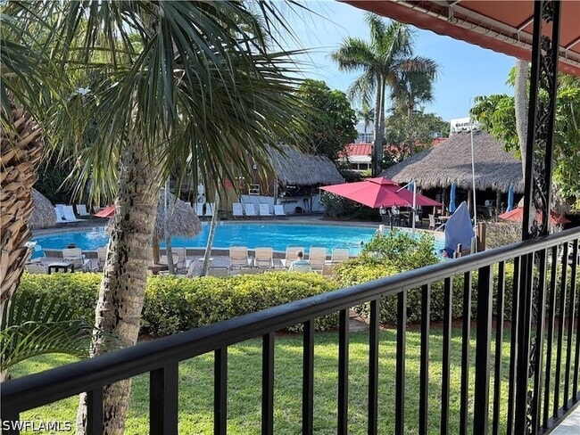 Building Photo - 2555 Tamiami Trail N Unit 238