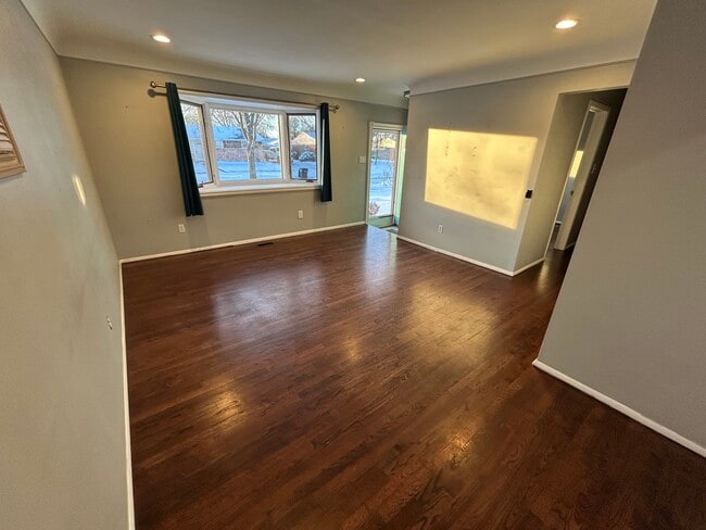 Photo - 6838 Moccasin St