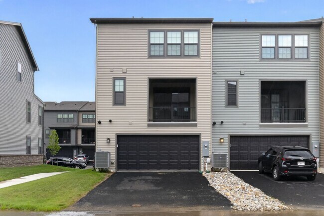 118 Emily Wy