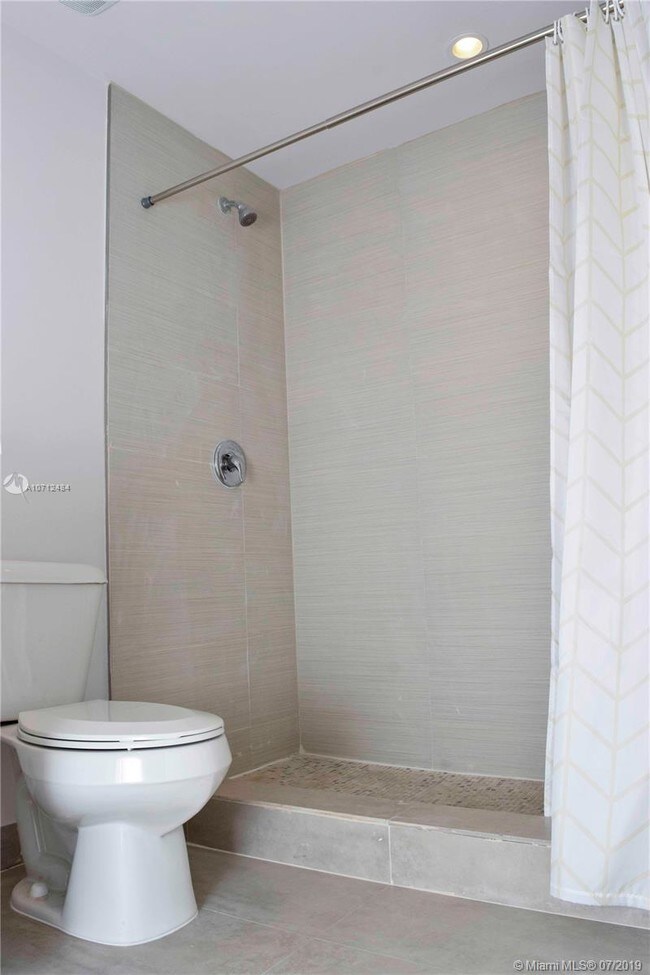 Photo - 1010 N 18th Ct Unit C