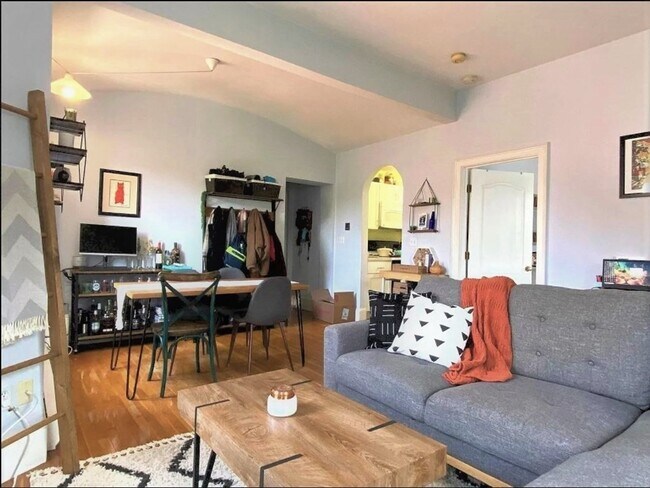 Photo - 533 Columbus Ave Unit 7
