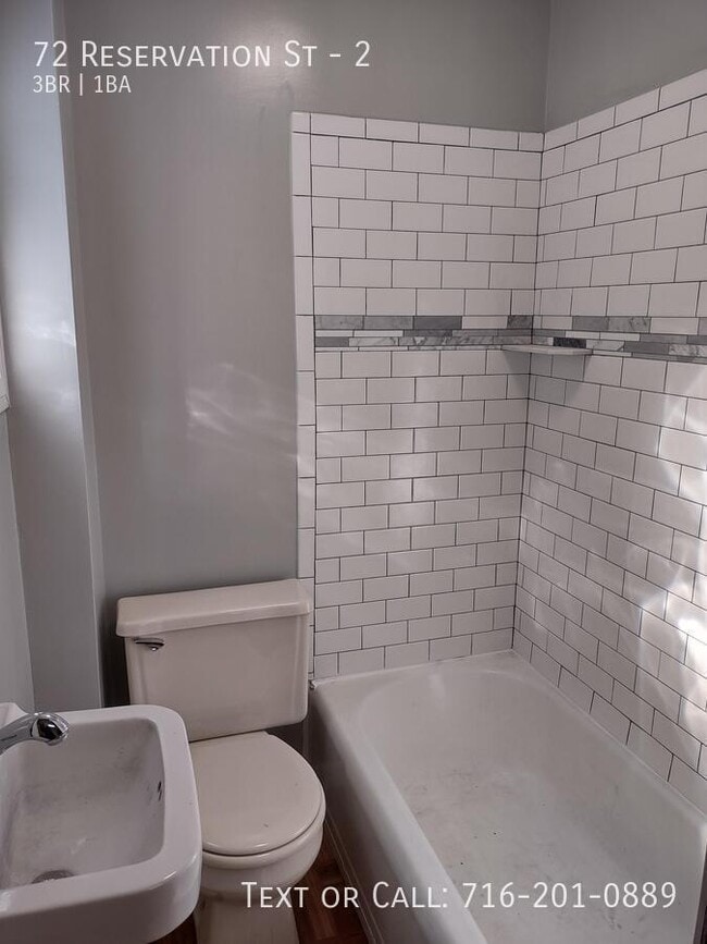 Photo - 72 Reservation St Unit 2