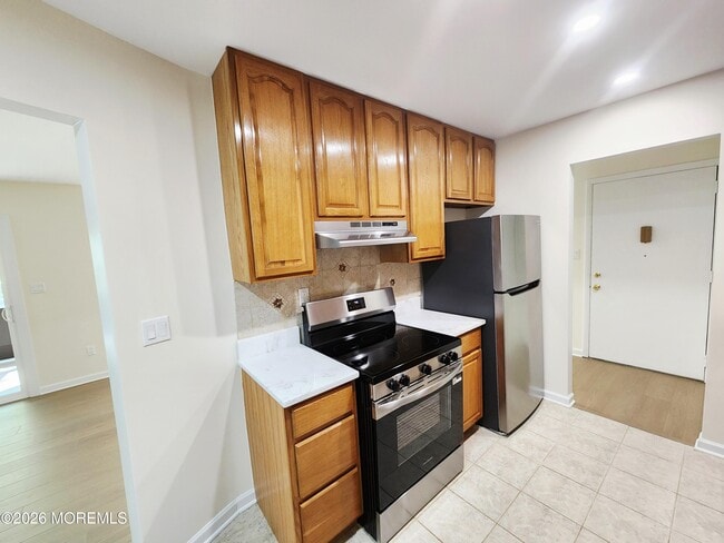 Photo - 26 Meadow Green Cir