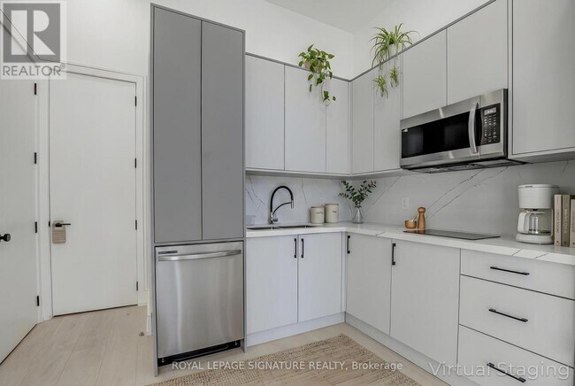 Photo - 5 Holborne Ave