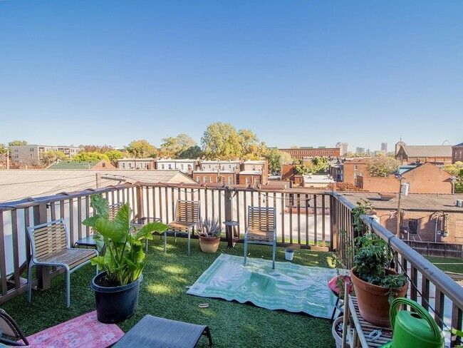 Building Photo - 1213 Shenandoah Ave Unit 1213 Shenandoah Ave. C Rental