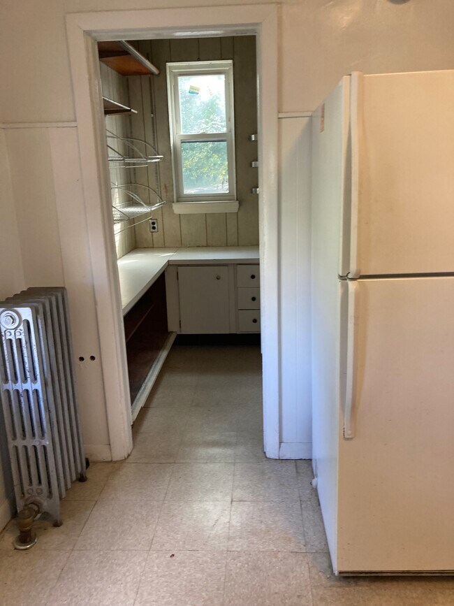 144 Hillside St Unit 2