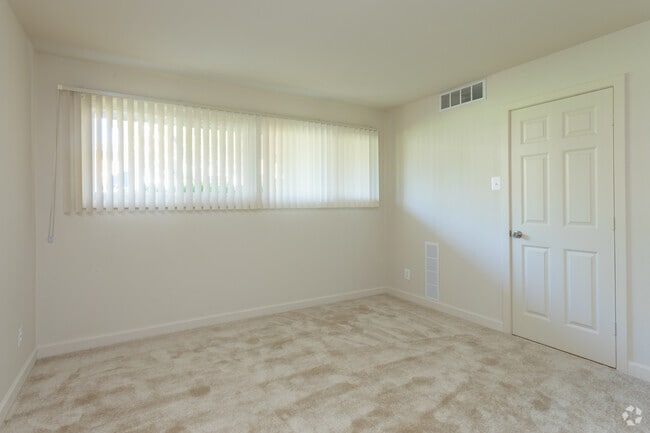 Woodmont Park Apartments
