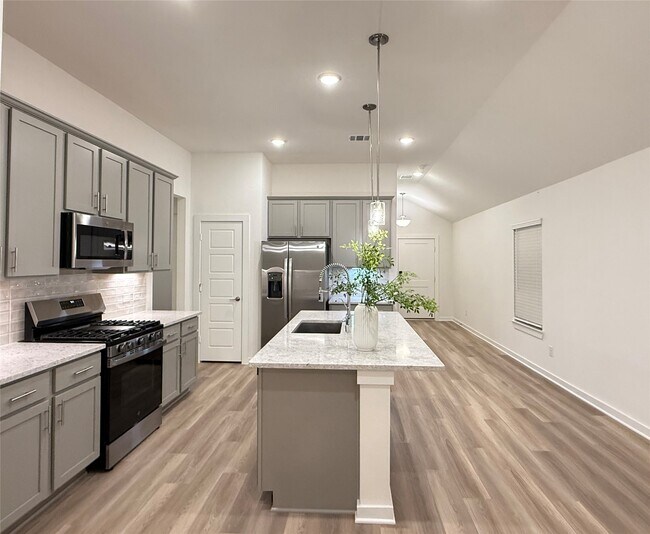 Photo - 3339 Silvery Bryum Dr