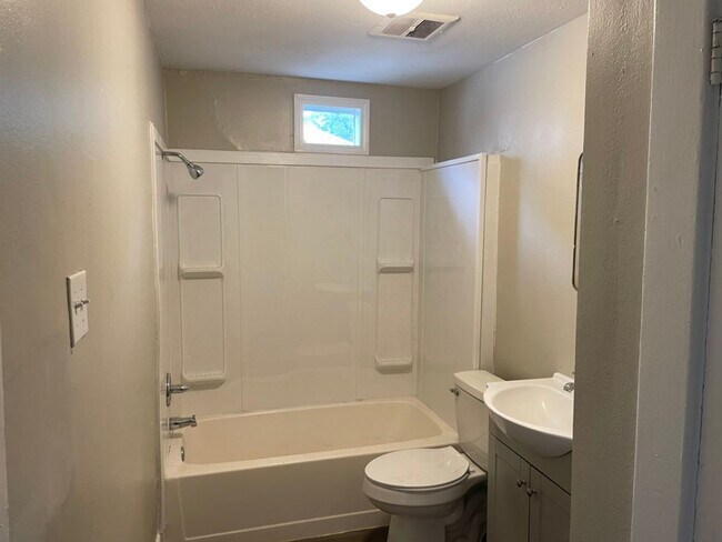 Photo - 2695/2697 Milton Unit 2697 Milton Ave