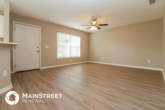 Photo - 2050 14th St S