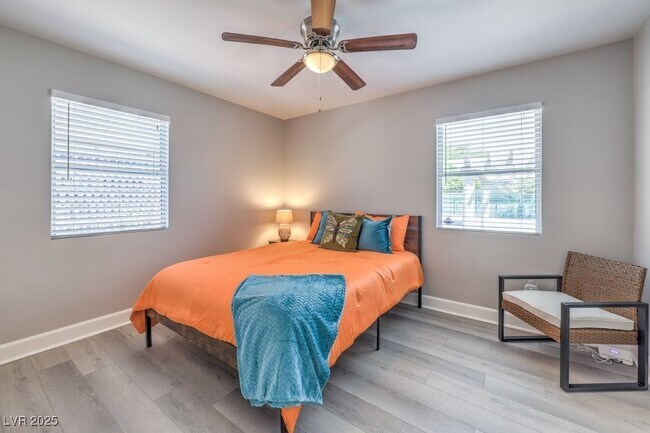 Photo - 2400 Sherman Pl