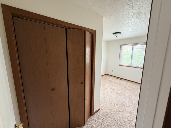 Photo - "Charming & Cozy 2-Bed Gem in Minot - Perfectly Priced & Ideally Located!"