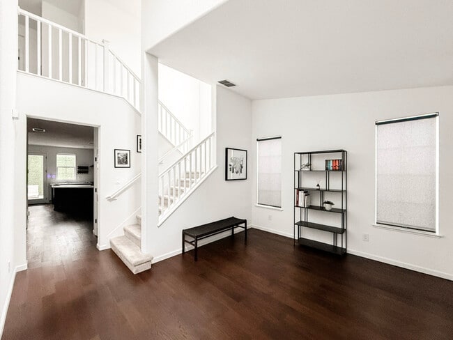 Building Photo - 640 Granite Ln