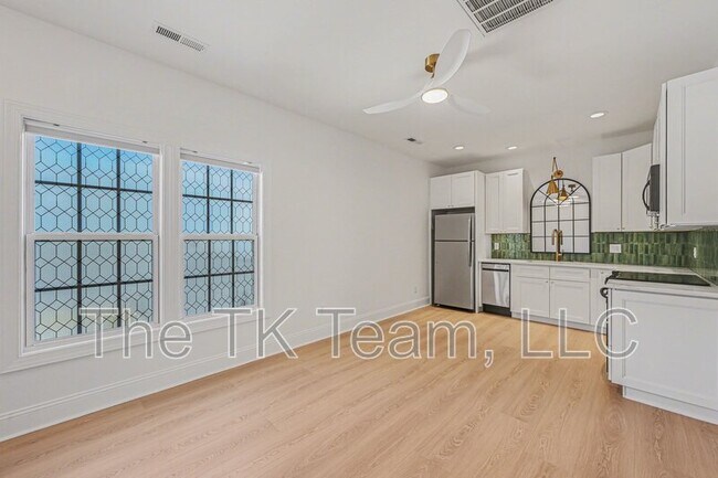 Photo - 140 Harper Lee St