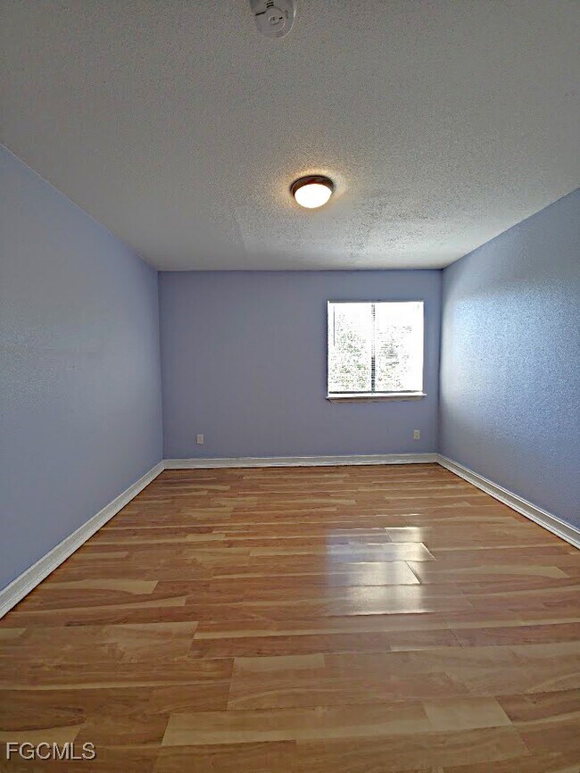 Photo - 2885 Winkler Ave Unit 620