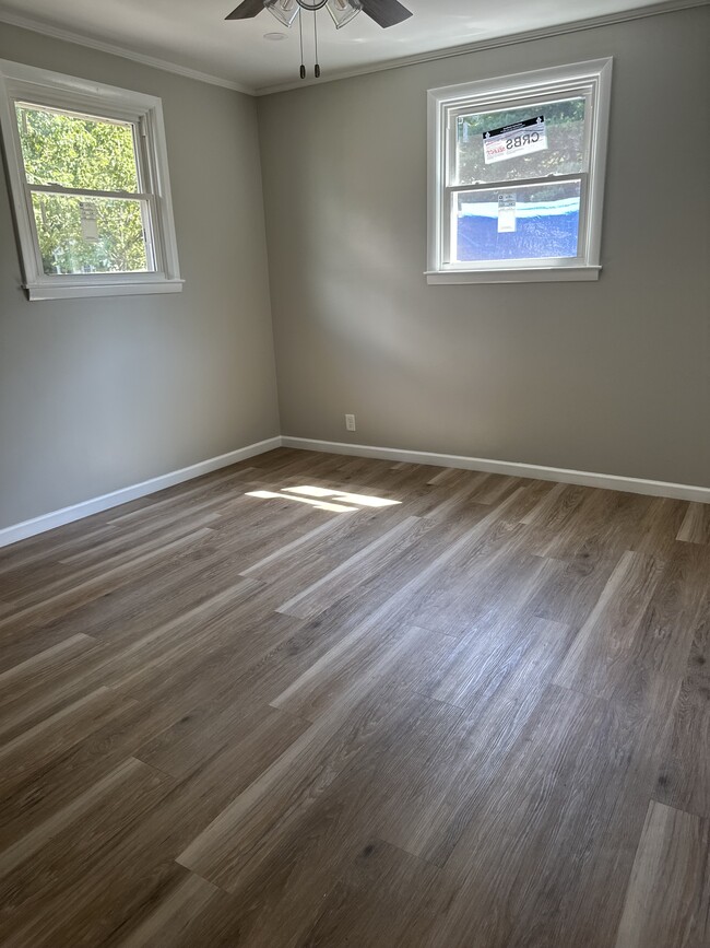 Photo - 737 Harpeth Pky W