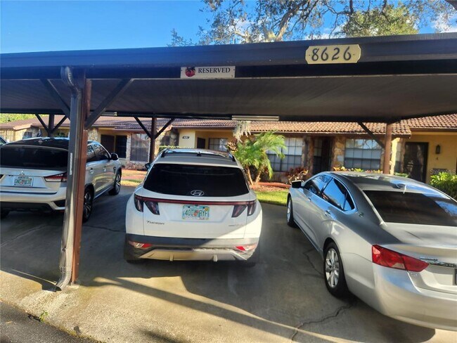 Building Photo - 8626 Shadblow Ct Unit 4