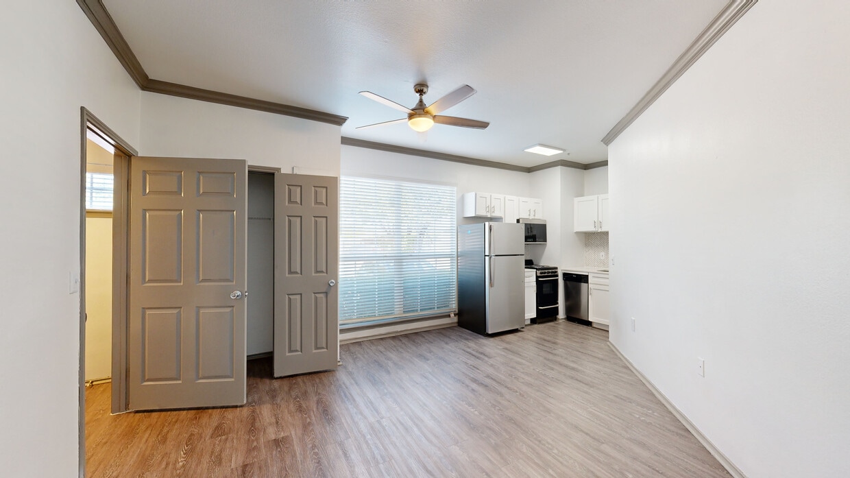 Photo - Palencia Apartments