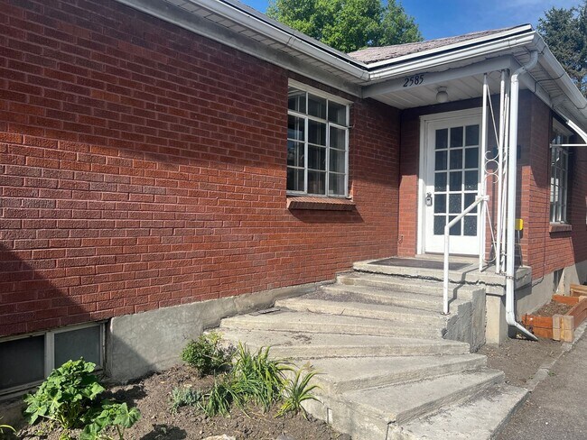 Building Photo - 2583-2585 S 700 E Unit 2585 S 700 E #2 Rental