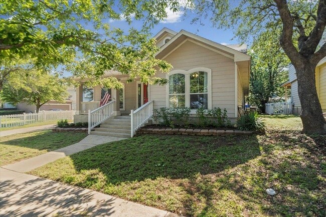 Photo - 317 Bandstand Ln