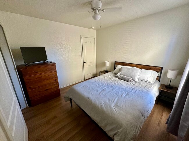 Photo - 5503 Harefield Dr